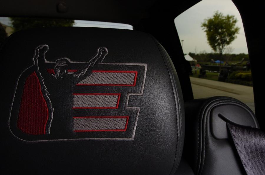  Chevrolet Silverado Intimidator SS 2006 года  (фото 3 из 18)